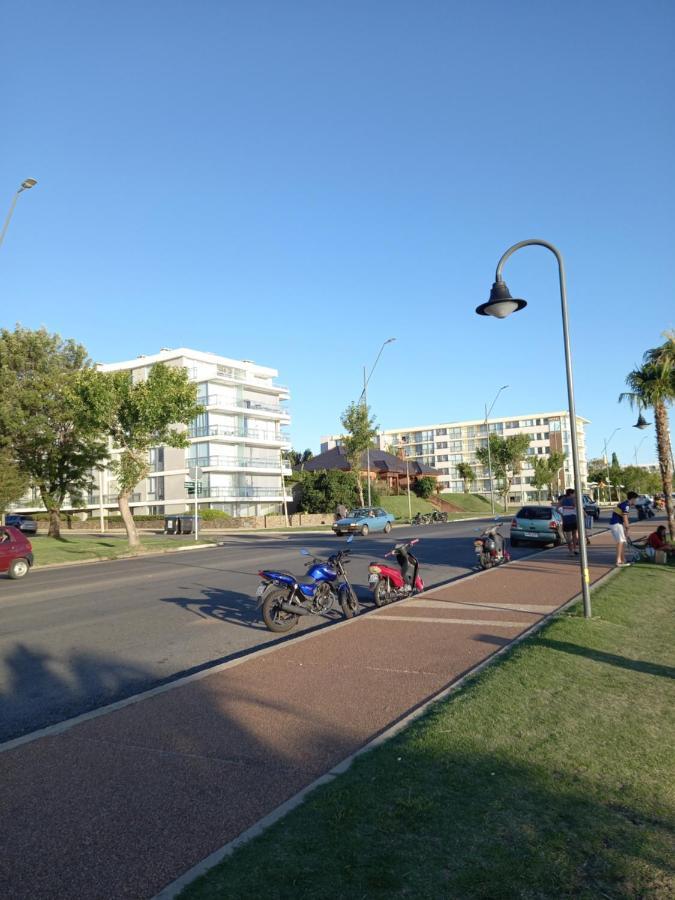 Апартаменти Monoambiente En Colonia Колонія-дель-Сакраменто Екстер'єр фото